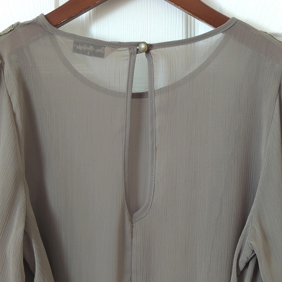 Miss Selfridge Dainty Sheer Chiffon Lace Trim Quarter Sleeve Blouse Taupe 8 - Picture 10 of 11